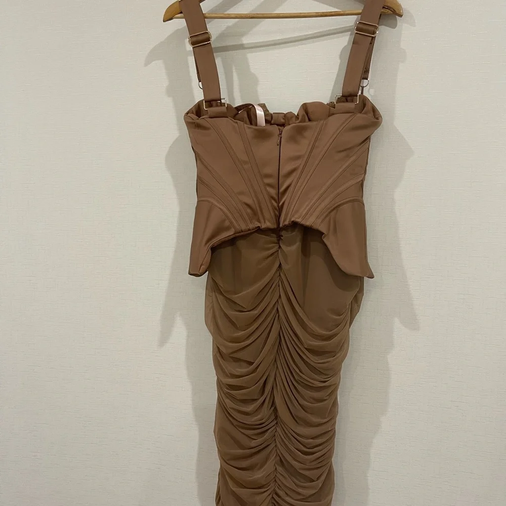 House of CB London Dress! New with tags - Picture 8 of 9
